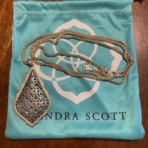 Kendra Scott Aiden Gold Long Pendant Necklace